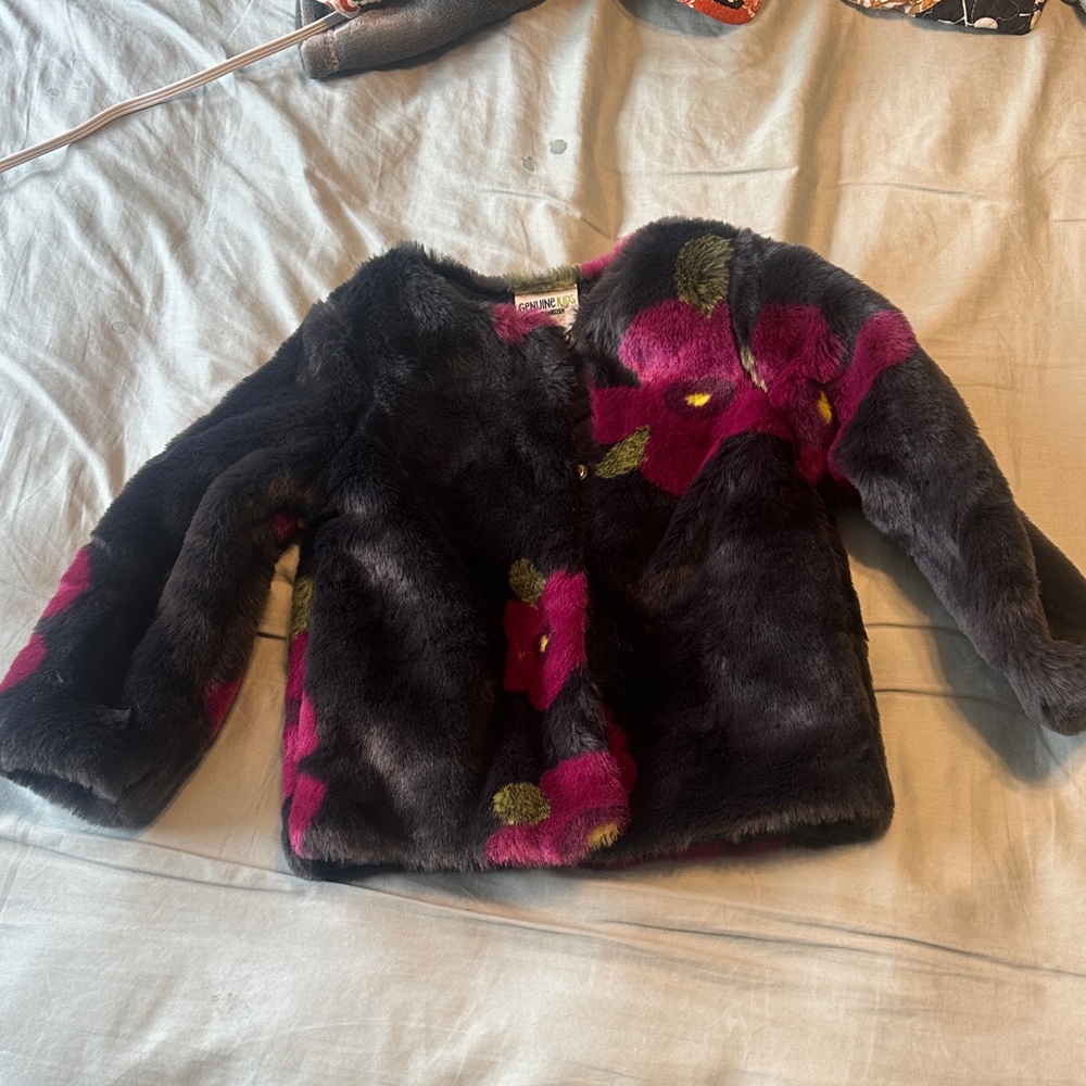 Stylish Kids Faux Fur Jacket - Black with Pink Floral